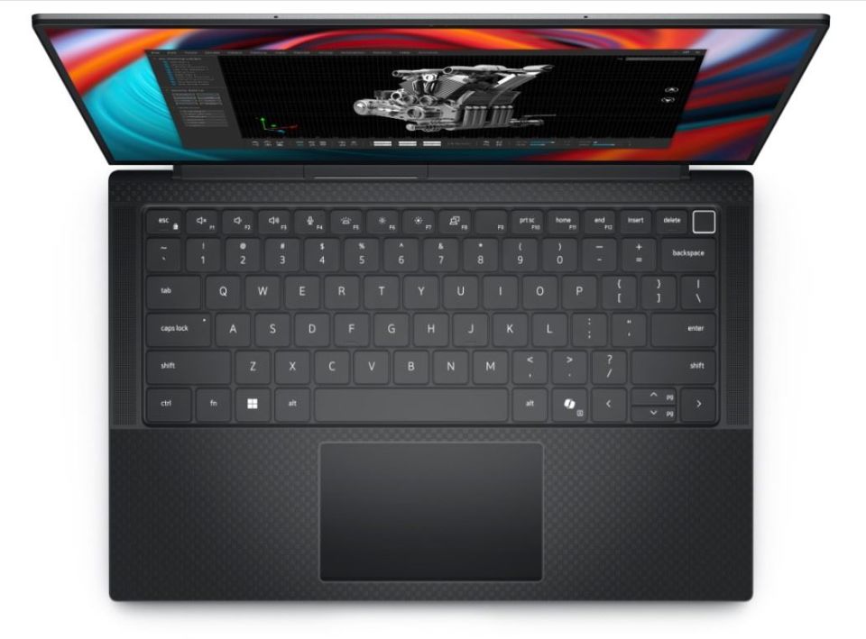 PRE M5490 U7-165H 32 512 RTX A1000